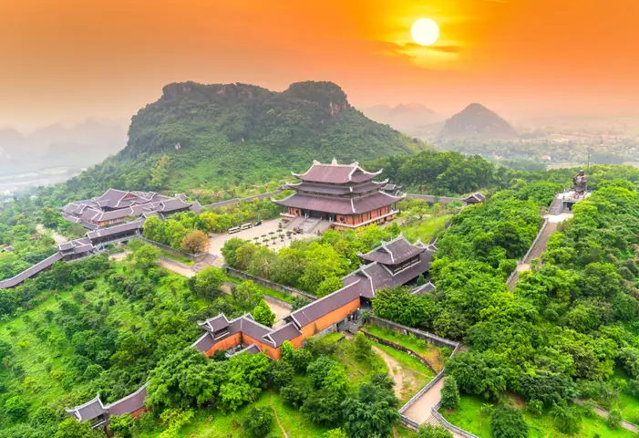 Explore Bai Dinh Pagoda