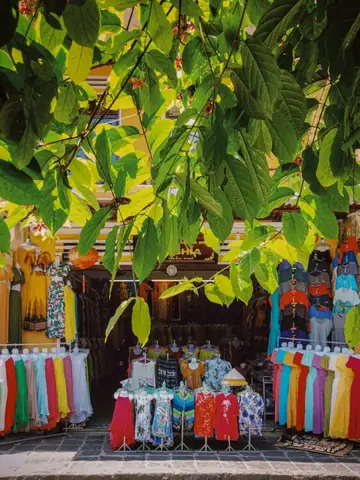 What To Buy In Hoi An6 - What To Buy In Hoi An: Leather, Crafts, And Local Treasures