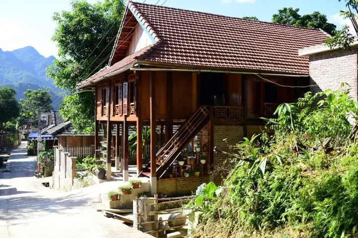 Sleep In An Authentic Tai Homestay
