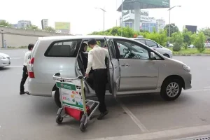 Bảng Giá Xe Từ Sân Bay Nội Bài Về Hà Nội Tham Khảo