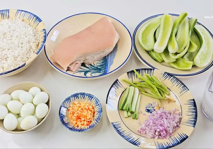 Để Nấu Xôi Thịt Kho Tàu Ngon Chuẩn Vị, Bạn Cần Chuẩn Bị Nguyên Liệu Tươi Ngon, Nếp Dẻo Loại Ngon Cùng Dụng Cụ Hấp, Nồi Kho Phù Hợp. Việc Lựa Chọn Nguyên Liệu Quyết Định Thành Công Cho Món Xôi Thịt Kho Tàu Hà Nội. Để Nấu Xôi Thịt Kho Tàu Ngon Chuẩn Vị, Bạn Cần Chuẩn Bị Nguyên Liệu Tươi Ngon, Nếp Dẻo Loại Ngon Cùng Dụng Cụ Hấp, Nồi Kho Phù Hợp. Việc Lựa Chọn Nguyên Liệu Quyết Định Thành Công Cho Món Xôi Thịt Kho Tàu Hà Nội.