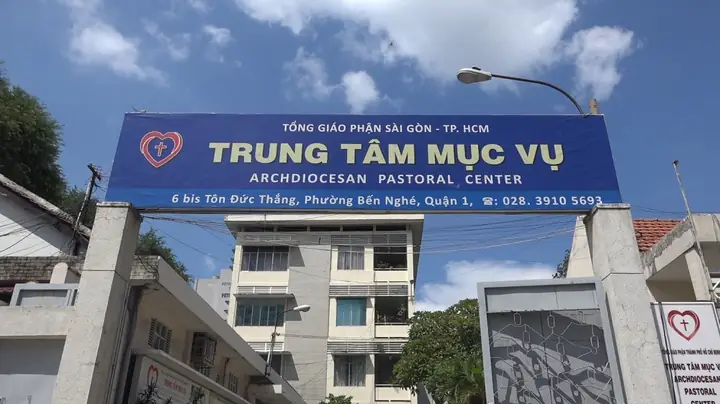 Review Chi Tiết Quán Cà Phê 6 Bis Tôn Đức Thắng, Quận 1