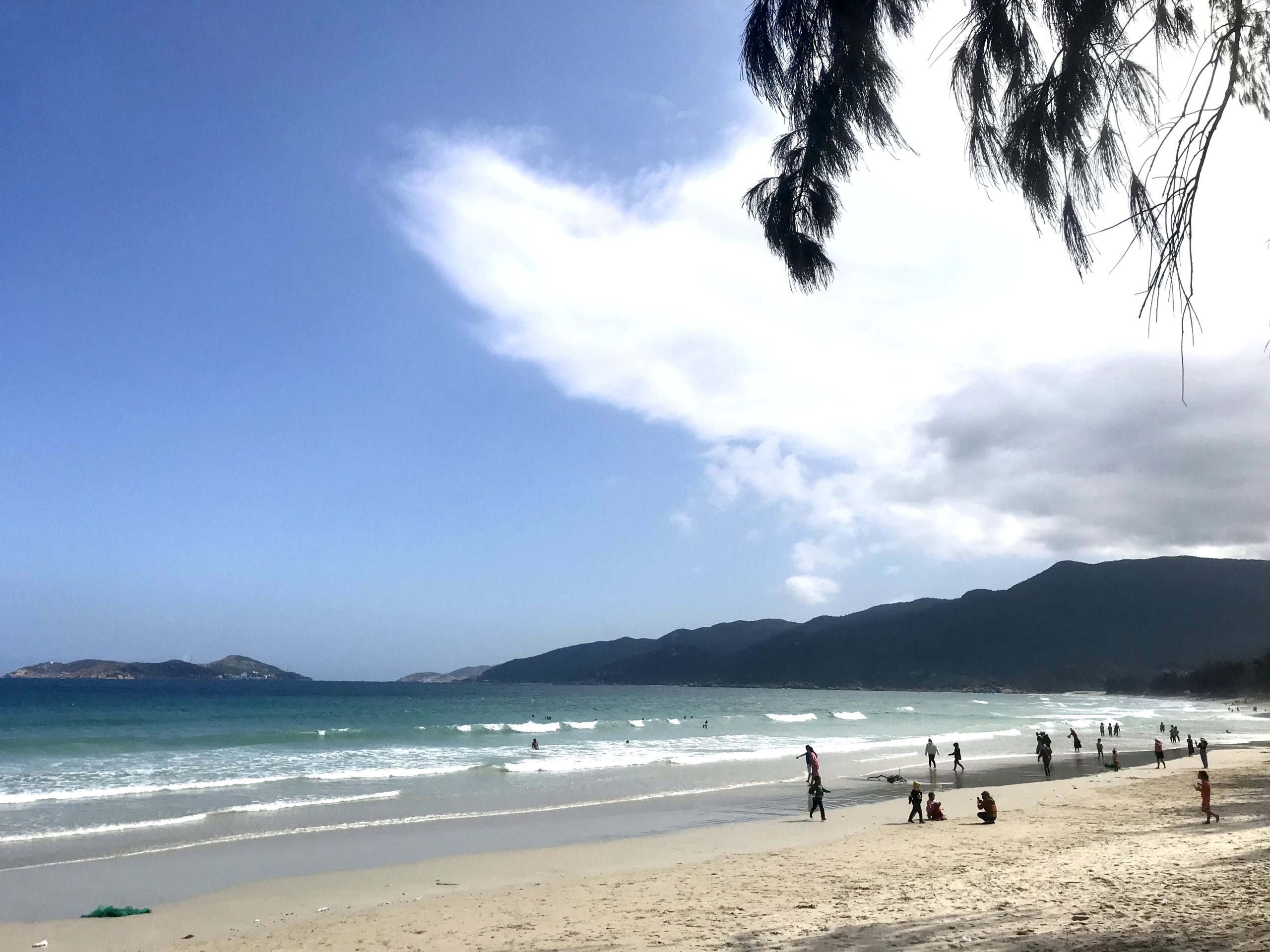 bãi biển bình tiên công hải ninh thuận - Hình 4