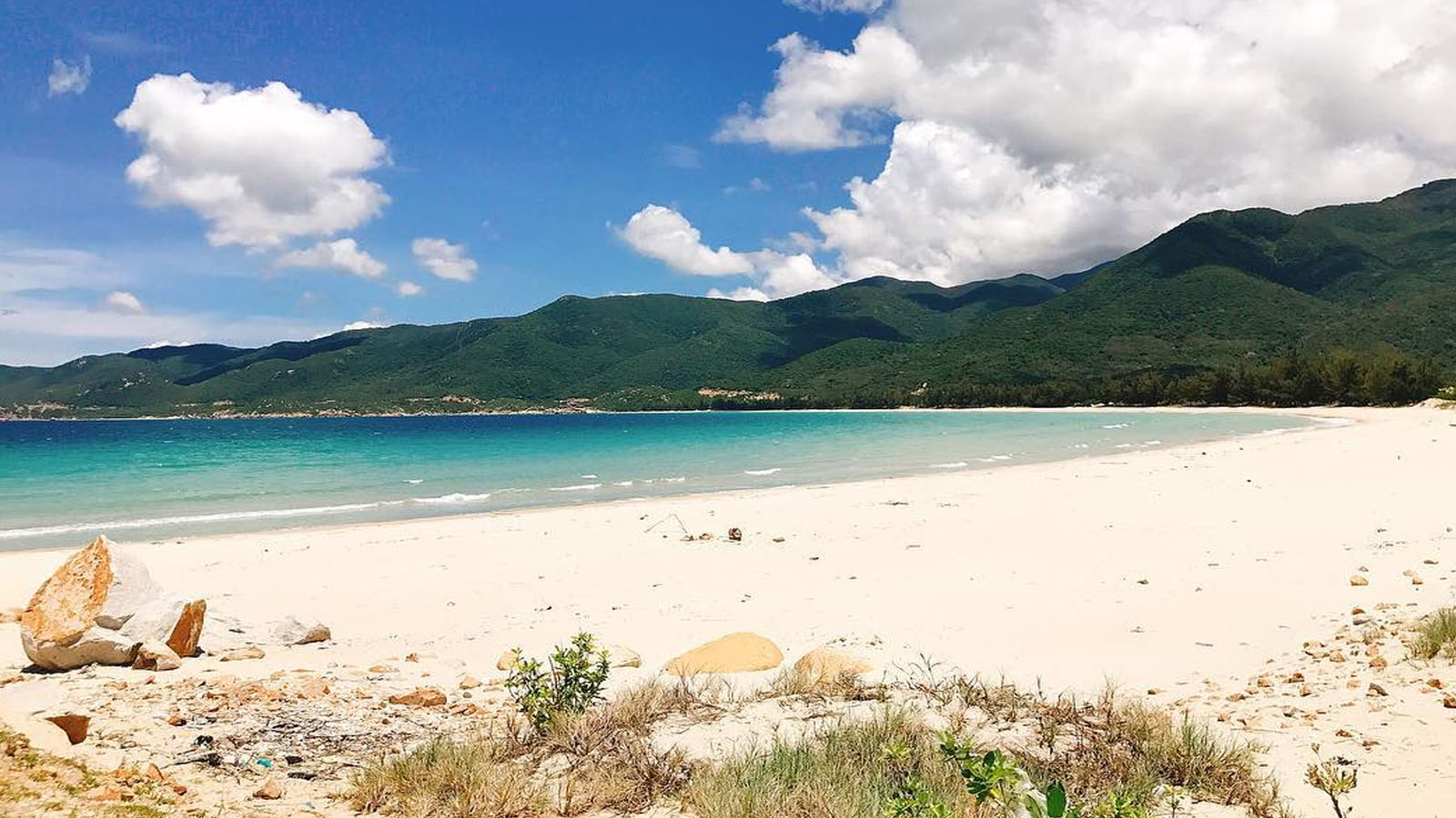 bãi biển bình tiên công hải ninh thuận - Hình 5