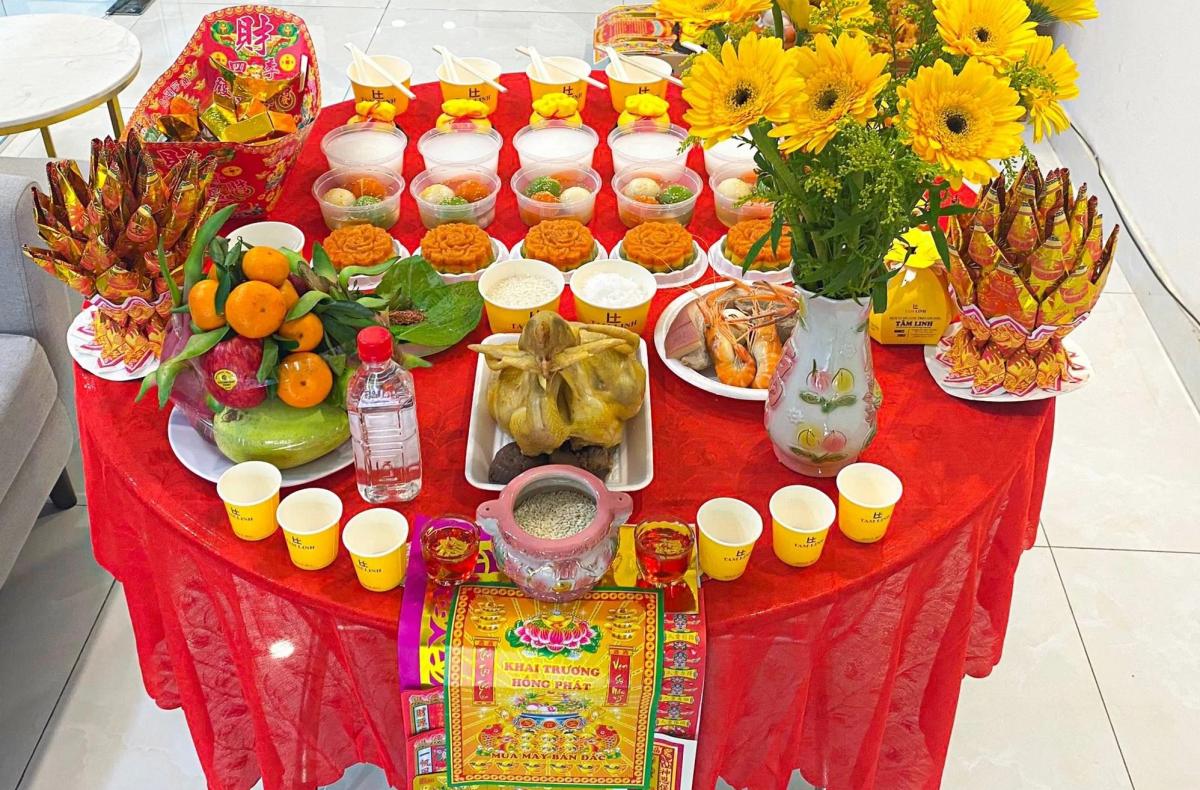 bàn cúng khai trương - Hình 5