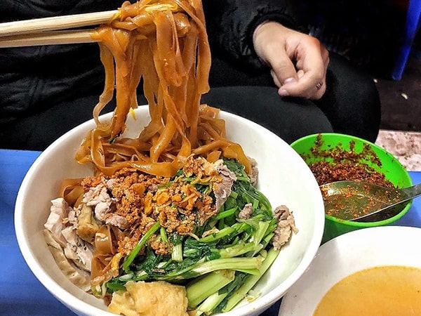 bánh đa trộn bao nhiêu calo - Hình 1