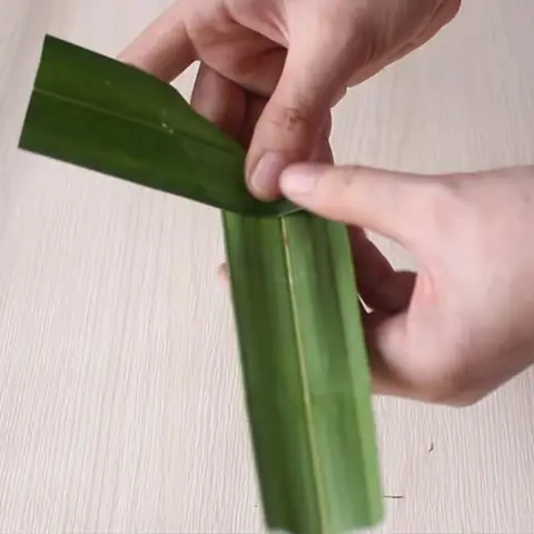 Bánh Xu Xê Làm Từ Bột Gì? Bí Quyết Từ Vỏ Dẻo Dai Đến Hương Vị Truyền Thống