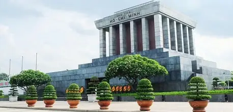 Bên Trong Lăng Chủ Tịch Hồ Chí Minh: Tổng Quan Kiến Trúc Và Lịch Sử Bên Trong Lăng Chủ Tịch Hồ Chí Minh: Tổng Quan Kiến Trúc Và Lịch Sử