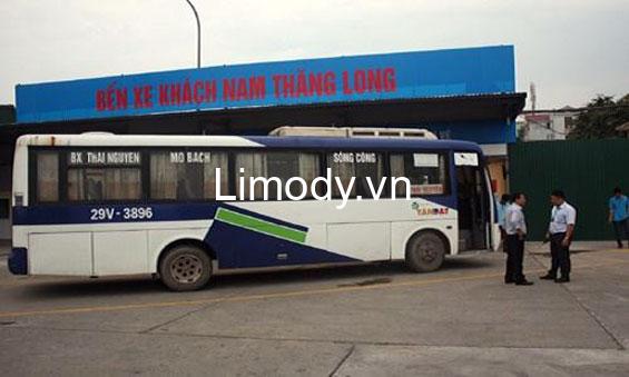Khu vực đón trả khách tại bến xe bus Nam Thăng Long Hà Nội