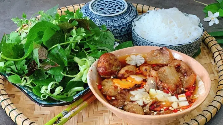 Bún Chả Hà Nội Quy Nhơn: Đánh Giá Chi Tiết Về Hương Vị Và Chất Lượng
