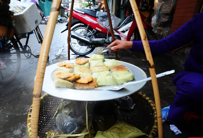 Món Ăn Vặt Mùa Đông Việt Nam: Tổng Hợp Những Đặc Sản Ấm Lòng