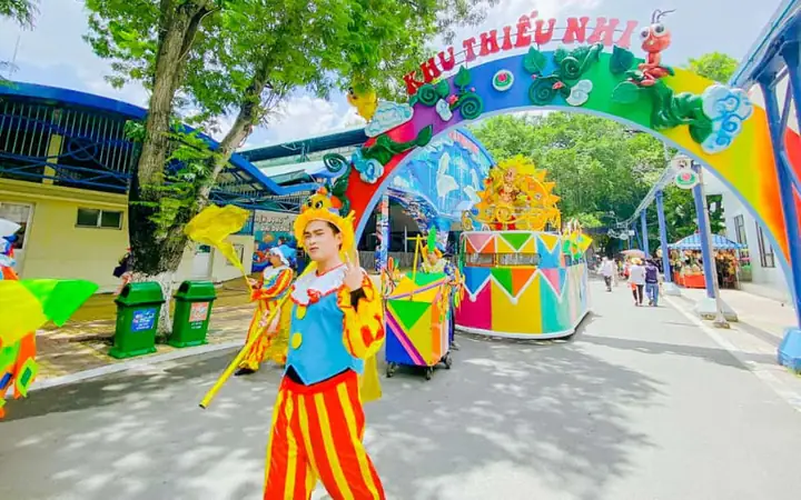 Trải Nghiệm Các Trò Chơi Tại Đầm Sen Khô Cho Mọi Lứa Tuổi Trải Nghiệm Các Trò Chơi Tại Đầm Sen Khô Cho Mọi Lứa Tuổi