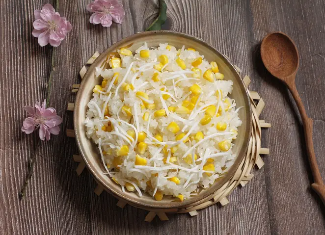 Cách Đồ Xôi Ngô Ngọt Nước Cốt Dừa Đơn Giản Tại Nhà