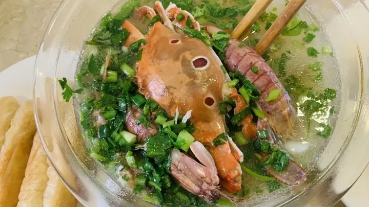 Cách Nấu Bánh Canh Hải Sản Ngọt Thanh Chuẩn Vị: 2 Công Thức Từ Đơn Giản Đến Nâng Cao