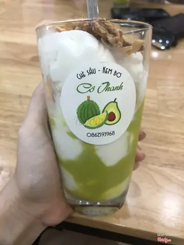 Review Chè Sầu Kem Bơ Cô Thanh: Thử Thách Vị Giác Tại Quận Bình Thạnh