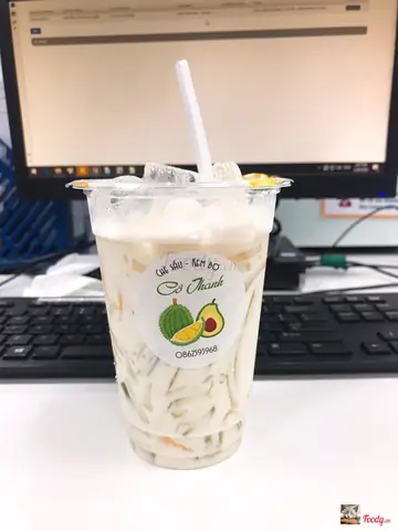 Review Chè Sầu Kem Bơ Cô Thanh: Thử Thách Vị Giác Tại Quận Bình Thạnh