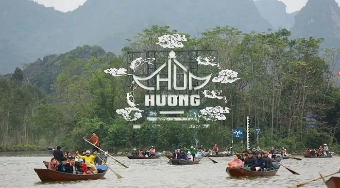 Chùa Hương Ở Đâu? Vị Trí, Khoảng Cách & Hướng Dẫn Đi Từ Hà Nội Chùa Hương Ở Đâu? Vị Trí, Khoảng Cách & Hướng Dẫn Đi Từ Hà Nội