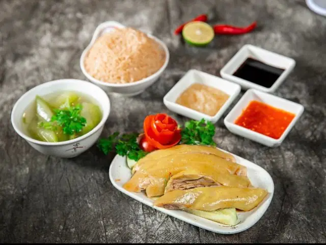 Top 6 Quán Cơm Gà Hải Nam Ngon Nhất Hà Nội: Đánh Giá Chi Tiết Và Lời Khuyên
