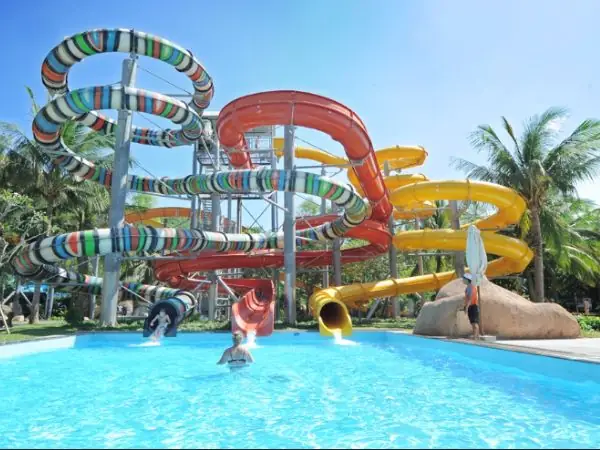 Công Viên Nước Phù Đổng Nha Trang: Hướng Dẫn Trải Nghiệm Toàn Diện Cho Du Khách Công Viên Nước Phù Đổng Nha Trang: Hướng Dẫn Trải Nghiệm Toàn Diện Cho Du Khách