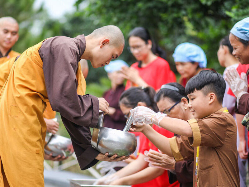 cúng dường - Hình 2