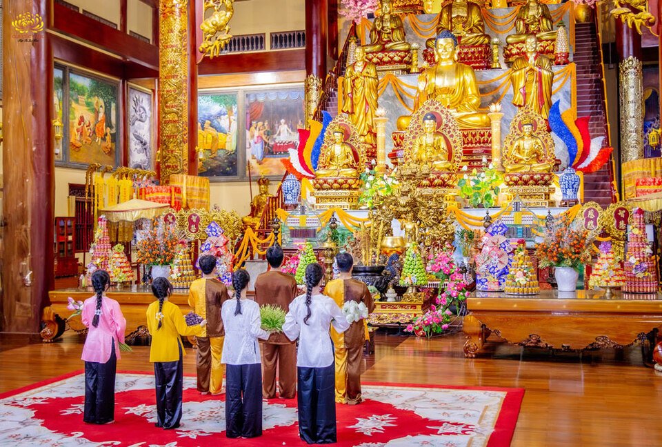 cúng dường tam bảo là gì - Hình 2