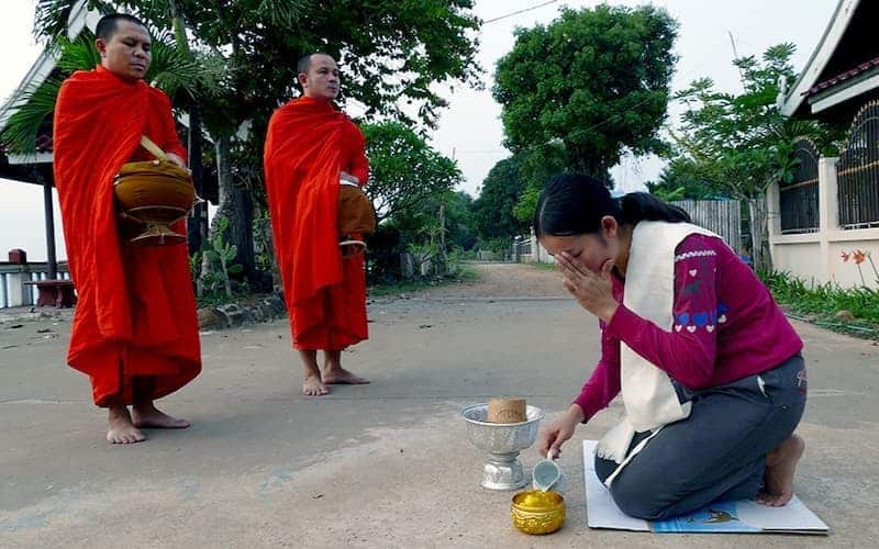 cúng dường tam bảo là gì - Hình 4