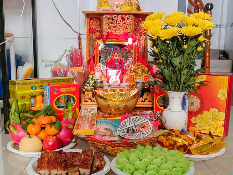 cúng ông thần tài