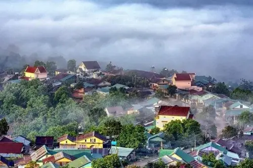 Đà Lạt Thành Phố Mộng Mơ: Cẩm Nang Khám Phá Vùng Đất Hồn Quê Đà Lạt Thành Phố Mộng Mơ: Cẩm Nang Khám Phá Vùng Đất Hồn Quê