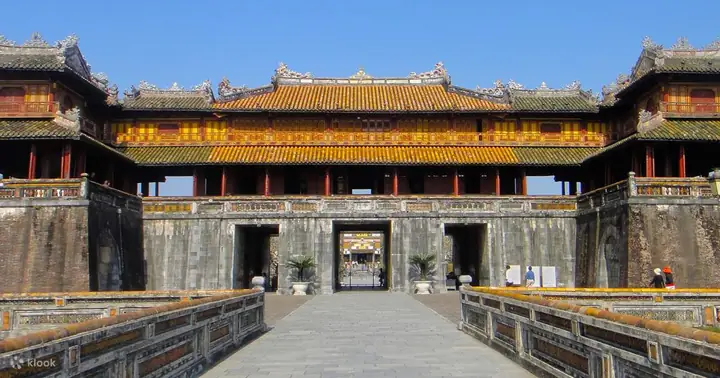 Tour Đà Nẵng Đến Huế Một Ngày: Đánh Giá Chi Tiết 5 Lựa Chọn Hàng Đầu