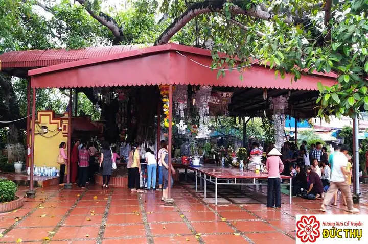 Bà Chúa Năm Phương Hải Phòng: Lịch Sử, Truyền Thuyết Và Các Đền Thờ Nổi Tiếng