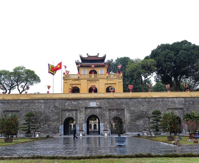 điện kính thiên hoàng thành thăng long - Hình 4
