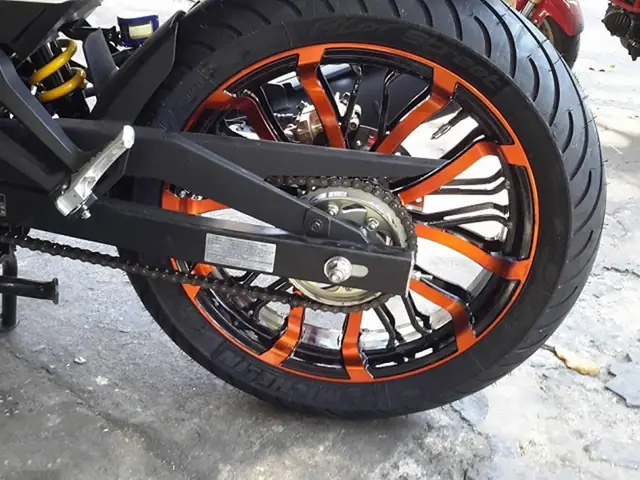 Đồ Chơi Xe Máy Đà Lạt: Đánh Giá Chi Tiết 4 Phụ Kiện Độ Xe Phổ Biến Nhất