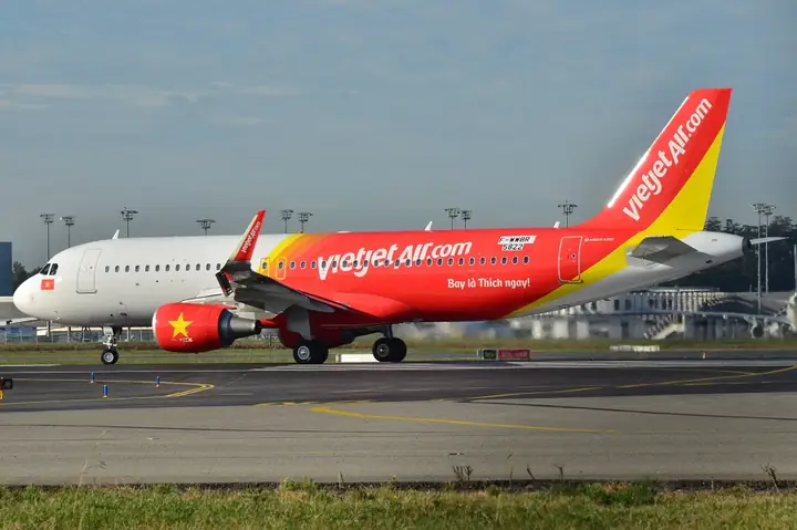 Đổi Tên Vé Máy Bay Vietjet: Quy Định, Phí Và Hướng Dẫn Chi Tiết Đổi Tên Vé Máy Bay Vietjet: Quy Định, Phí Và Hướng Dẫn Chi Tiết