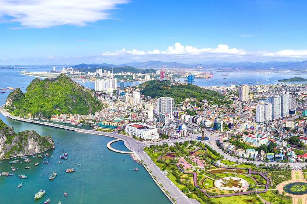 du lịch quảng ninh 1 ngày