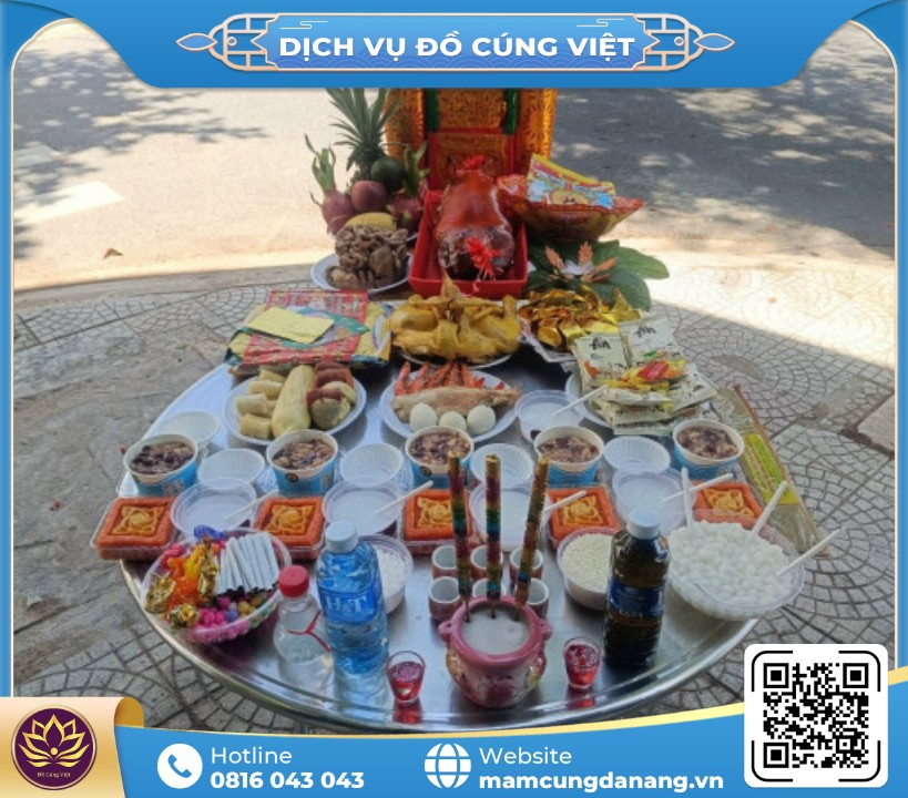 gà cúng ngoài sân quay hướng nào - Hình 2