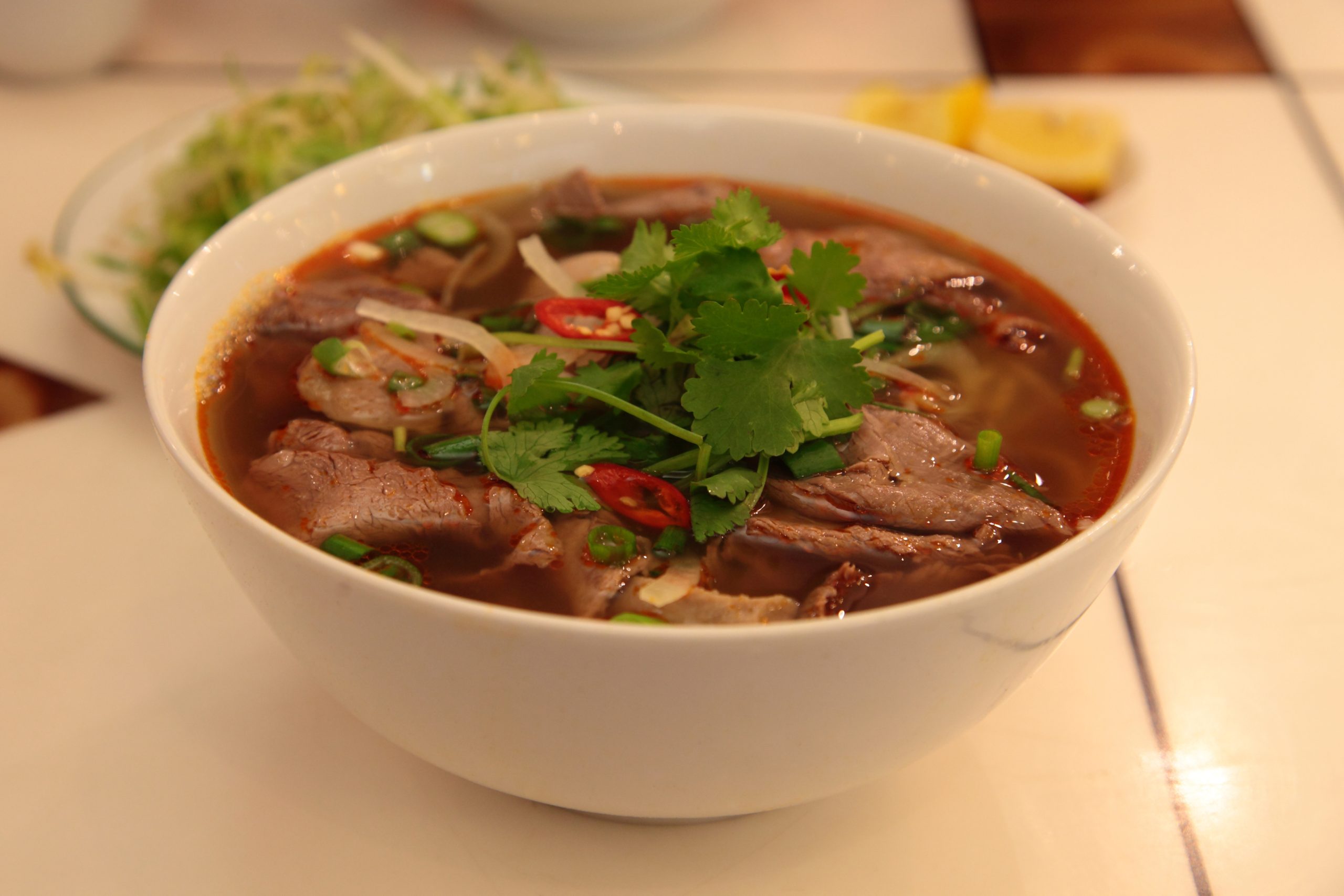 giới thiệu về bún bò huế - Hình 4