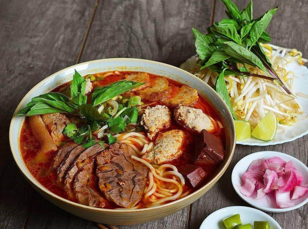 giới thiệu về bún bò huế