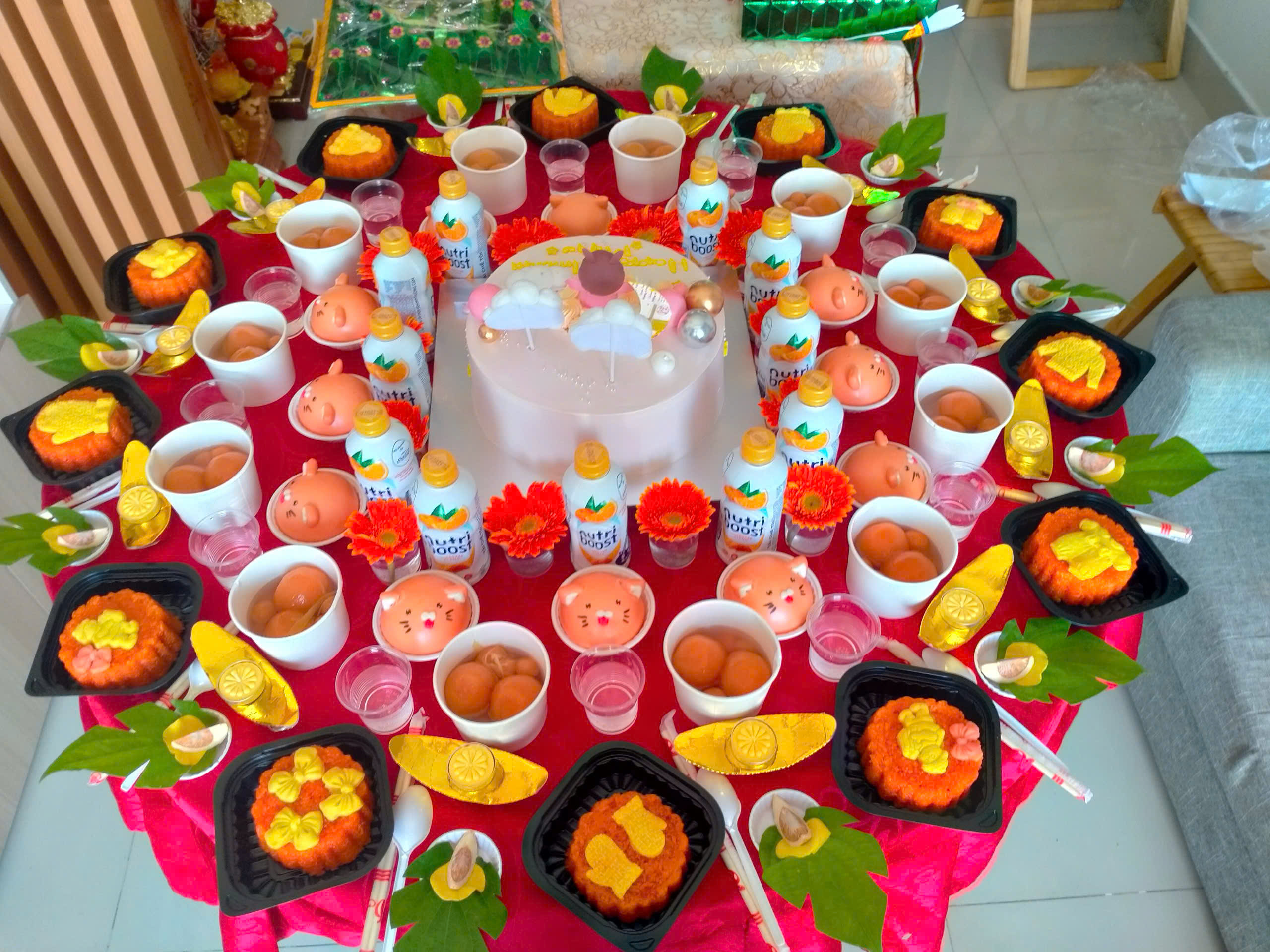 hình ảnh mâm cúng đầy tháng bé gái