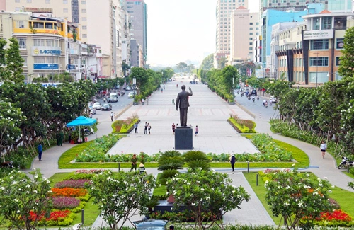 hình ảnh phố đi bộ nguyễn huệ - Hình 5