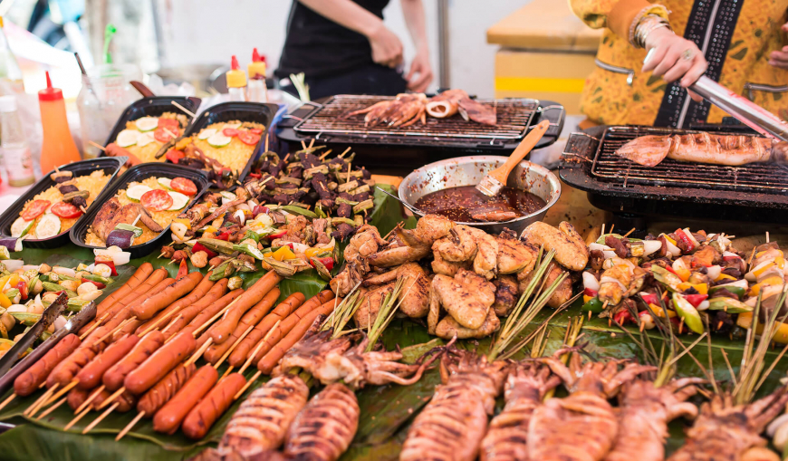 ho chi minh city street food - Hình 3