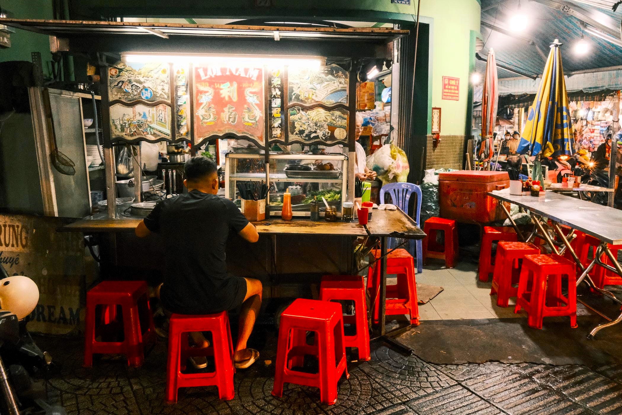 ho chi minh city street food - Hình 4
