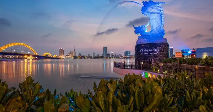 Bay Từ Tp.hcm Đến Đà Nẵng: Đánh Giá Chi Tiết Giá Vé & Mẹo Đặt