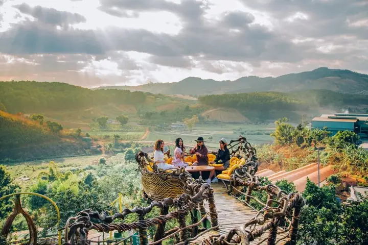 Hoi An Đến Tp Hcm: Bảng So Sánh 4 Phương Tiện & Lời Khuyên Thực Tế