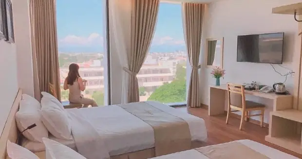 Đánh Giá Khách Sạn Phú Yên Gần Biển: Top 10 Lựa Chọn Từ Cao Cấp Đến Tiết Kiệm