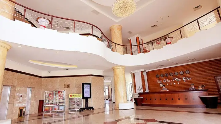 Đánh Giá Khách Sạn Phú Yên Gần Biển: Top 10 Lựa Chọn Từ Cao Cấp Đến Tiết Kiệm
