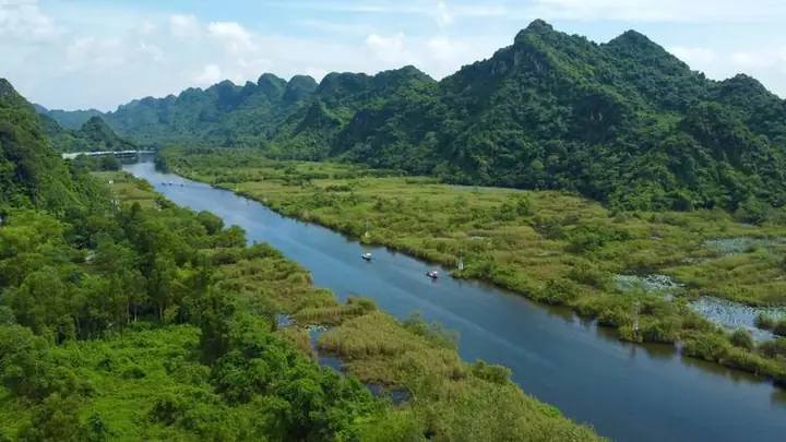 Kinh Nghiệm Đi Chùa Hương 1 Ngày Từ A-z: Lịch Trình, Chi Phí & Mẹo Vàng Kinh Nghiệm Đi Chùa Hương 1 Ngày Từ A-z: Lịch Trình, Chi Phí & Mẹo Vàng