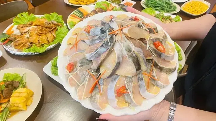 Lẩu Cá Tầm Ngư Sơn Đà Lạt: Quán Ăn Ngon Phải Thử Lẩu Cá Tầm Ngư Sơn Đà Lạt: Quán Ăn Ngon Phải Thử