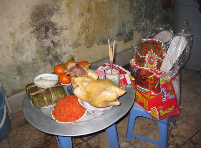 mâm cúng giao thừa ngoài sân - Hình 4