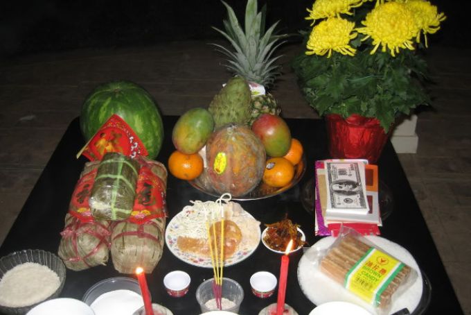 mâm cúng giao thừa ngoài trời chay