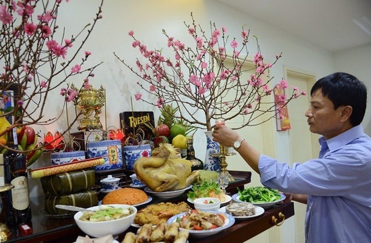 mâm cúng giao thừa trong nhà - Hình 3